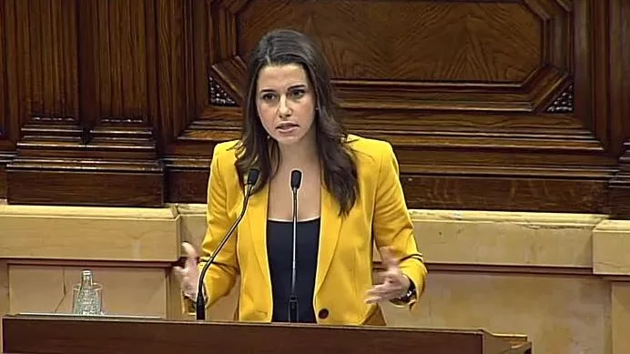 Inés Arrimadas comparece en el pleno de investidura Inés Arrimadas comparece en el pleno de investidura