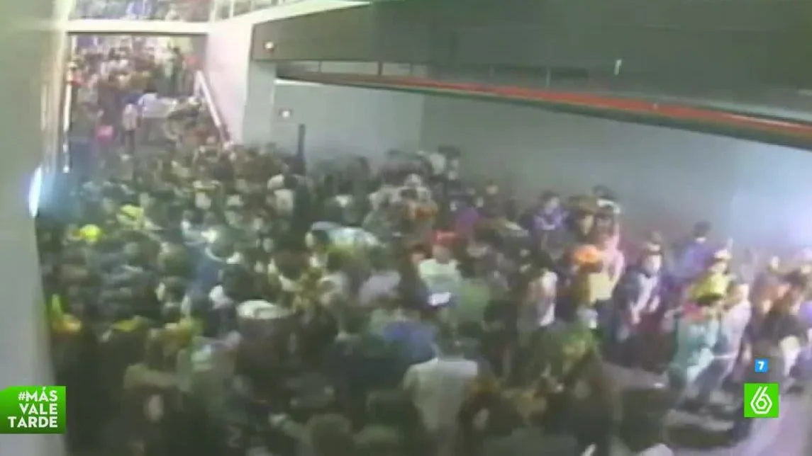 Tapón de personas en Madrid Arena