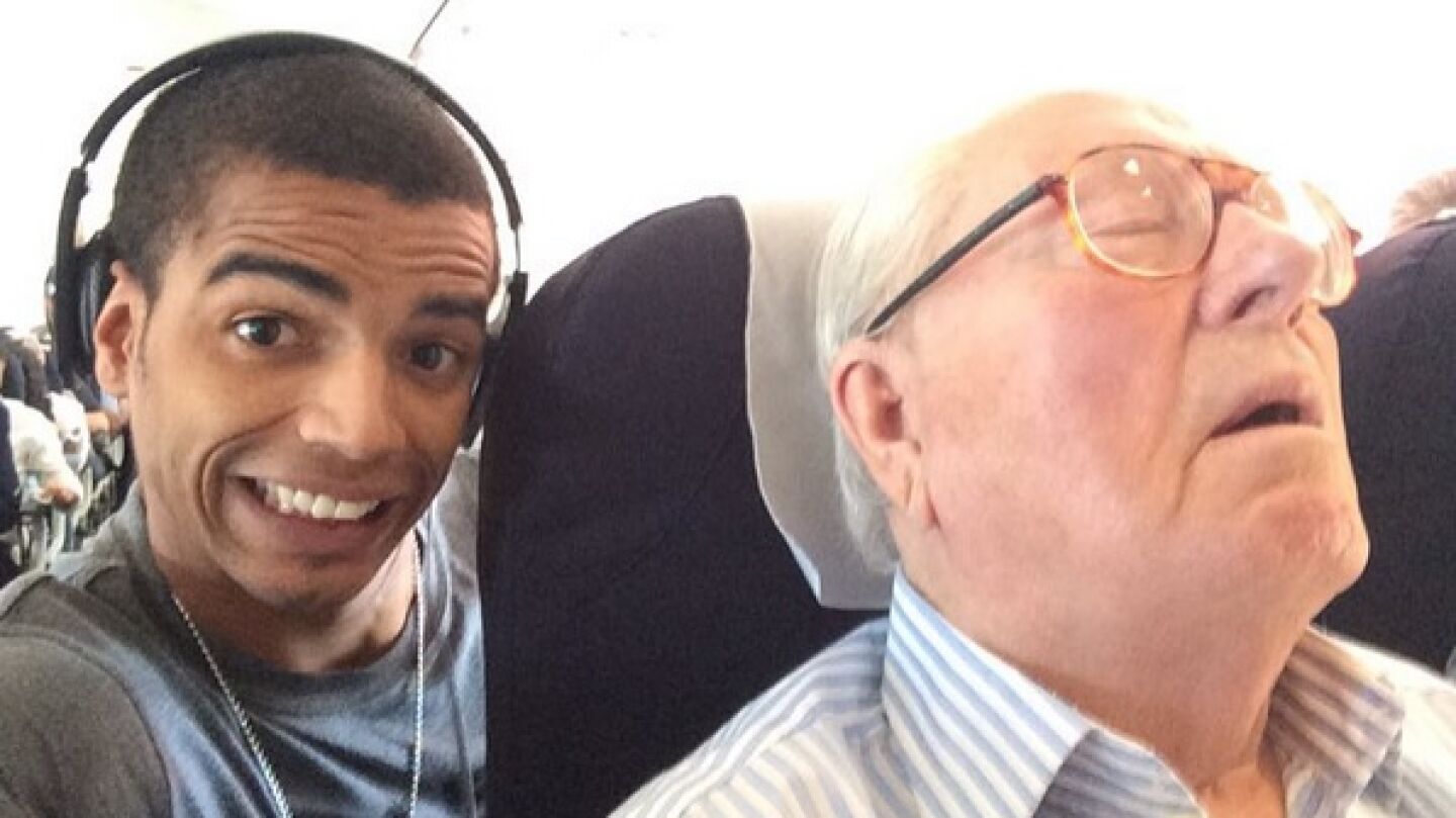 El selfie de Brahim Zaibat con Jean-Marie Le Pen