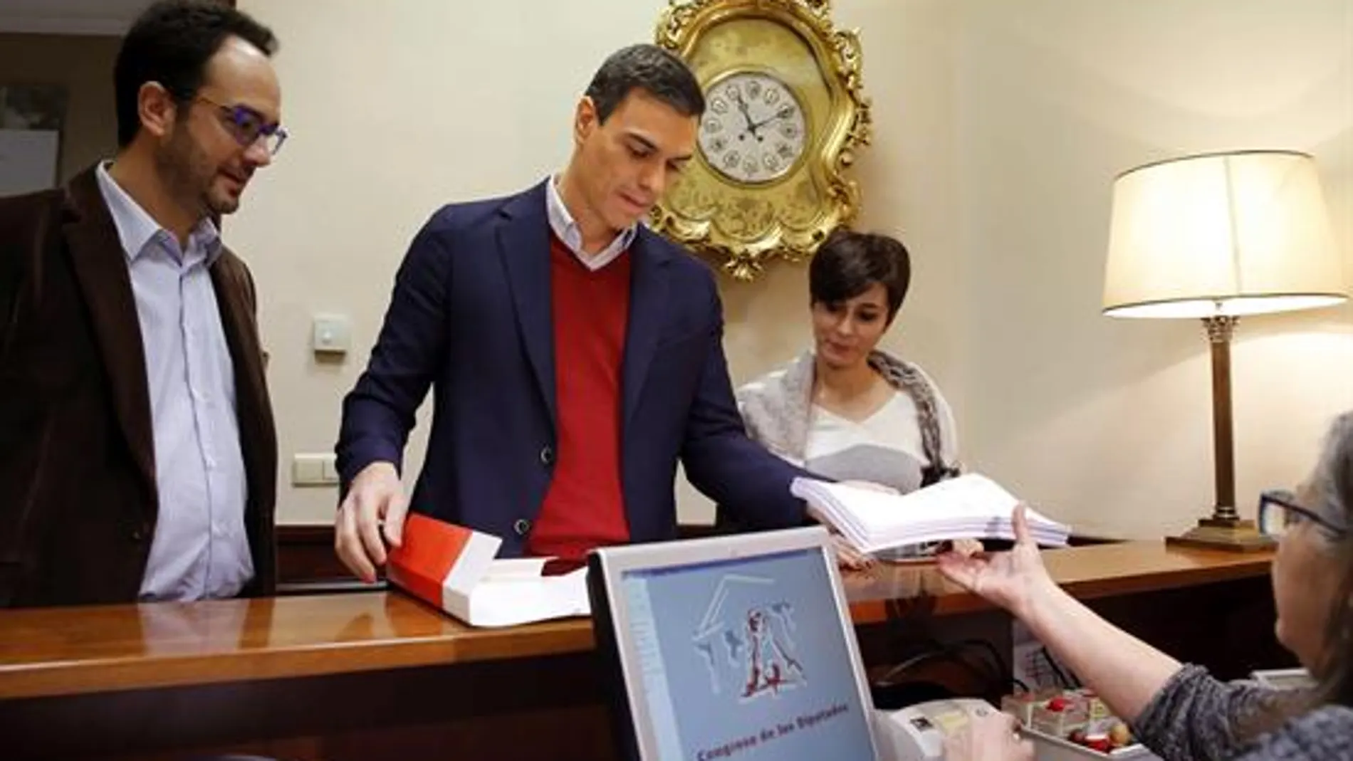 Sanchez y Rivera registran sus primeras propuestas parlamentarias