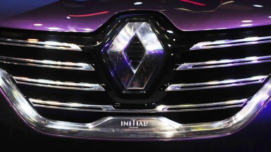 Frontal de un veh&iacute;culo de la marca Renault