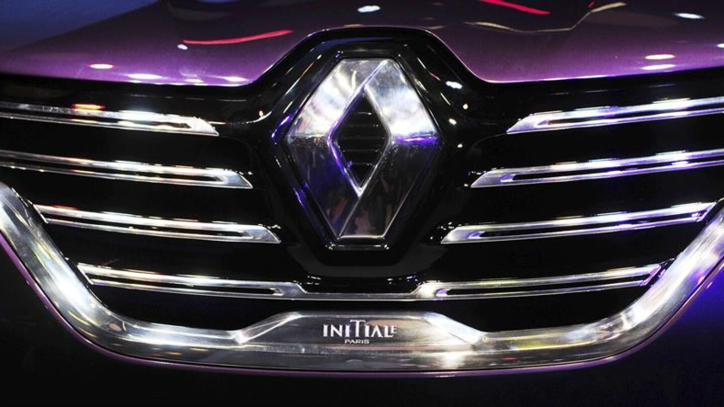Frontal de un veh&iacute;culo de la marca Renault