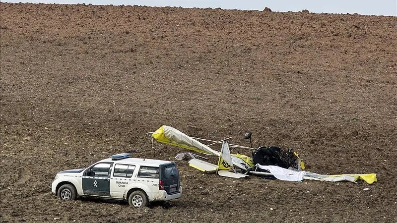 Un muerto y un herido en un accidente de un ultraligero en Trebujena (Cádiz)