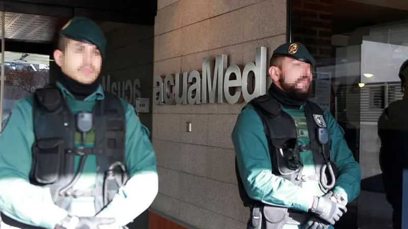 La Guardia Civil registra la sede de la empresa acuaMed