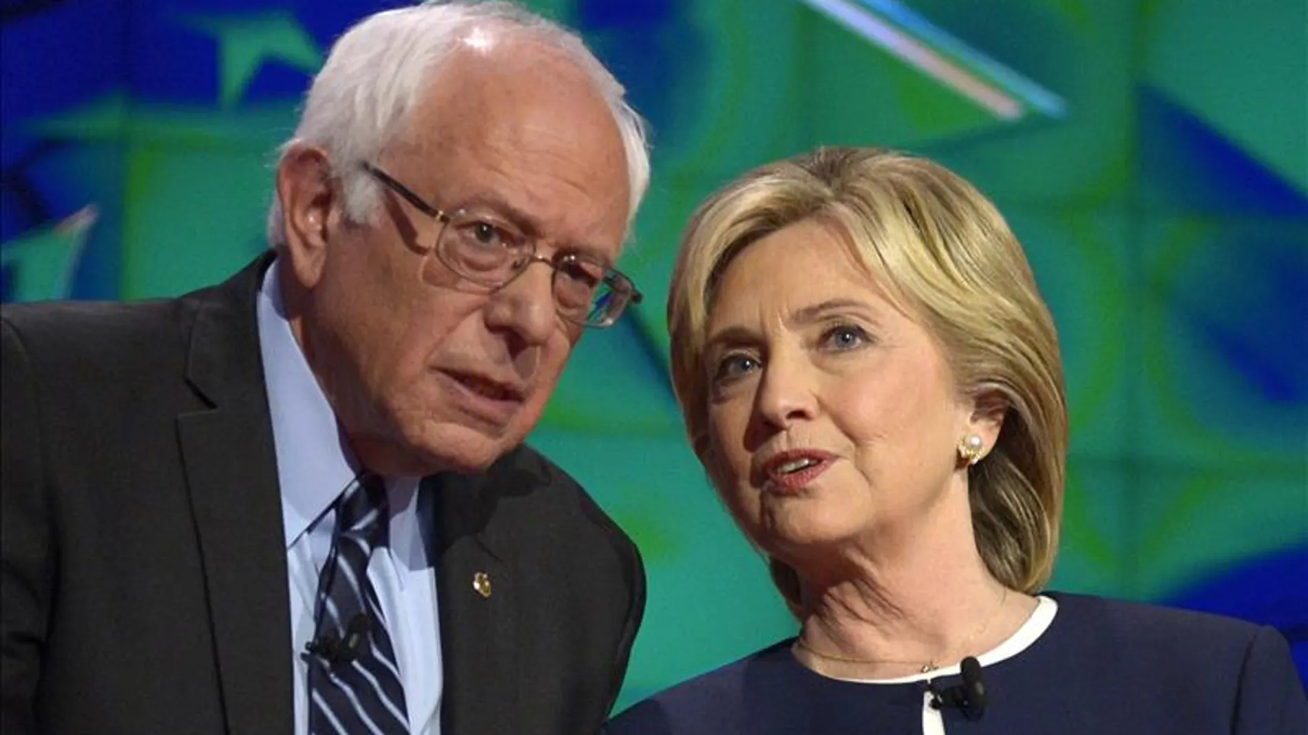 Hillary Clinton y Bernie Sanders en una imagen de archivo