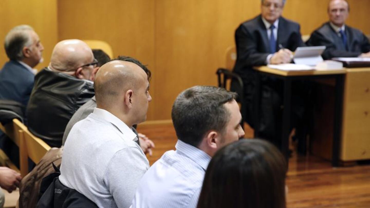  Los quince ultras que asaltaron el centro cultural Blanquerna durante el juicio