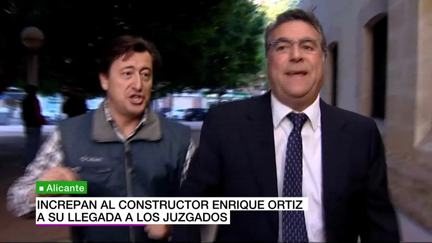 Enrique Ortiz increpado Enrique Ortiz increpado