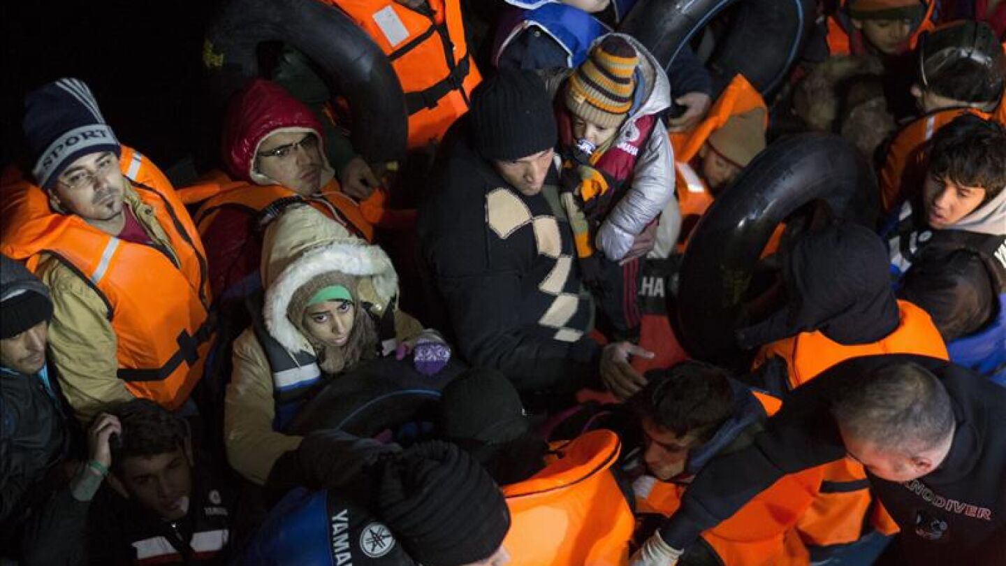 Refugiados sirios en la barcaza