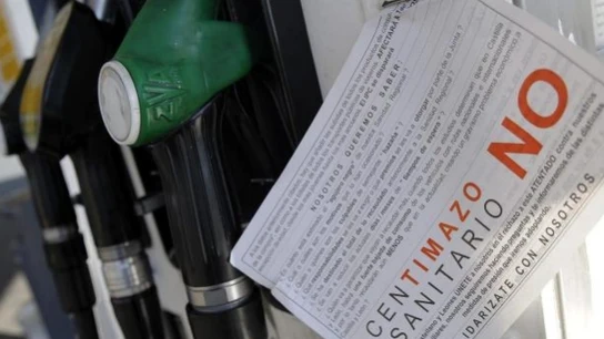 Cartel en contra del pago del céntimo sanitario Cartel en contra del pago del céntimo sanitario