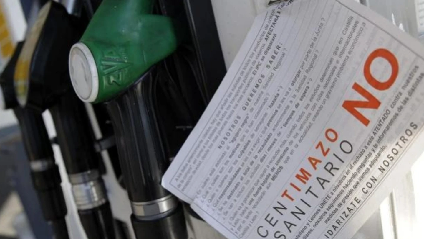 Cartel en contra del pago del céntimo sanitario Cartel en contra del pago del céntimo sanitario
