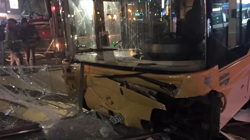 Un autobús accidentado | Archivo