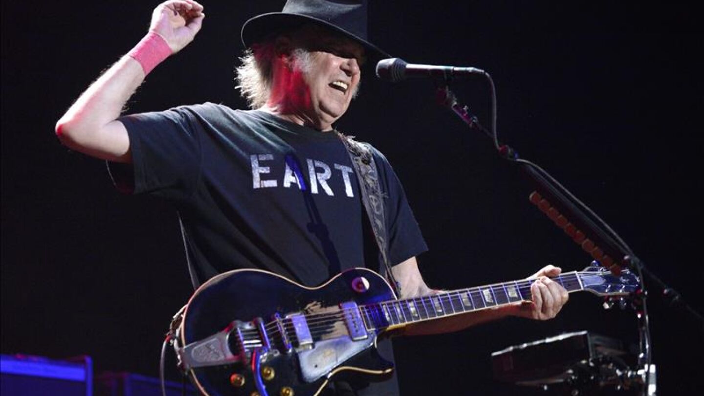Neil Young, en una foto de archivo