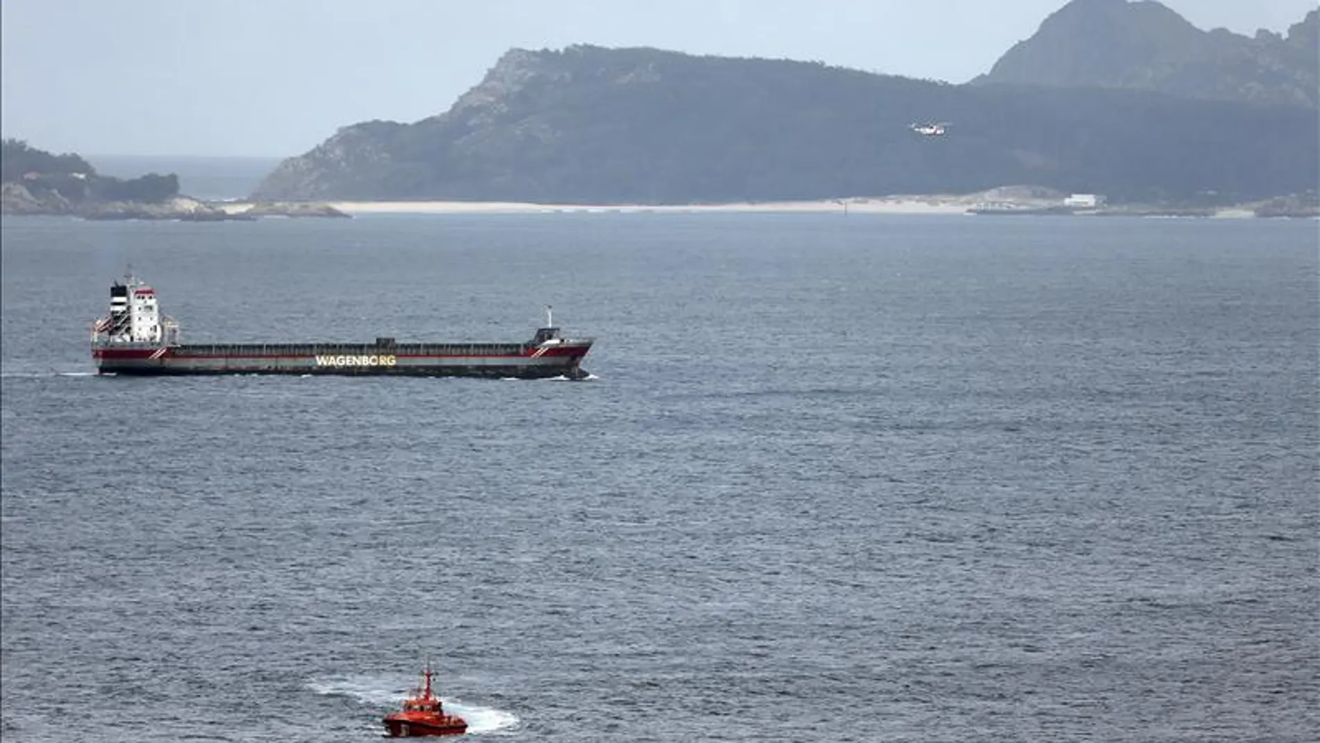 Continúa la búsqueda de los dos marineros desaparecidos en Galicia el pasado viernes