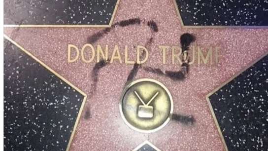 Esvástica en la estrella de Donald Trump Esvástica en la estrella de Donald Trump