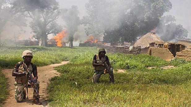 Soldados del Ejército de Nigeria