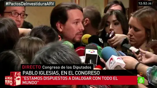 Pablo Iglesias habla con los medios Pablo Iglesias habla con los medios