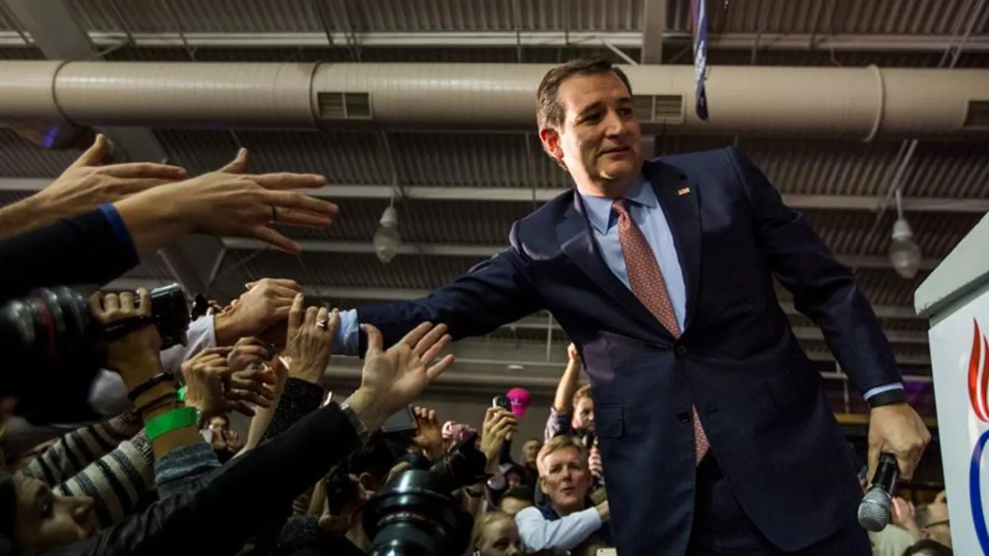 El senador Ted Cruz se impone en los caucus republicanos El senador Ted Cruz se impone en los caucus republicanos