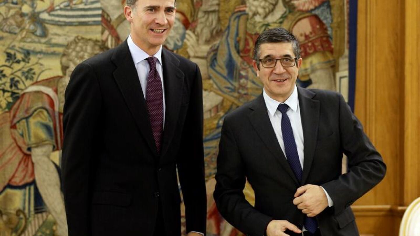 Patxi L&oacute;pez junto al rey Felipe VI