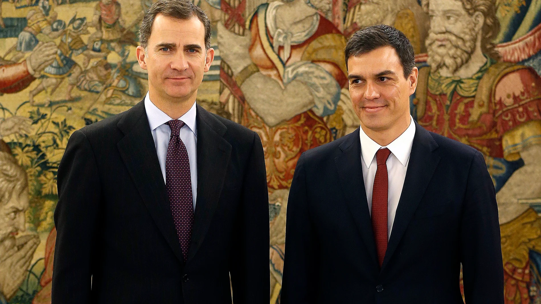 Felipe VI y Pedro Sánchez, en la Zarzuela (Archivo)
