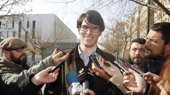 Luis Salom ante los medios Luis Salom ante los medios