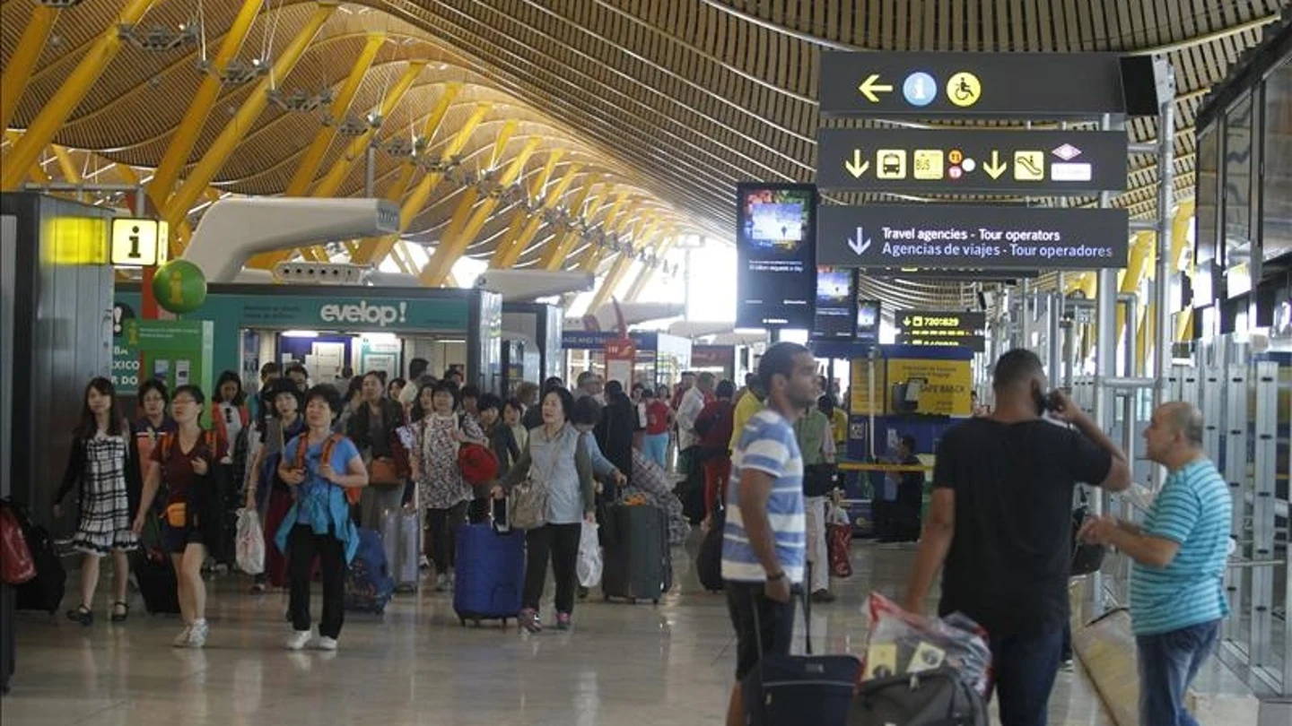 Foto de archivo del Aeropuerto Adolfo Suárez Madrid-Barajas Foto de archivo del Aeropuerto Adolfo Suárez Madrid-Barajas