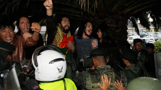 Estudiantes y activistas protestan en contra del presidente turco Recep Tayyip Erdogan Estudiantes y activistas protestan en contra del presidente turco Recep Tayyip Erdogan