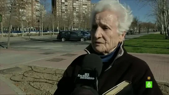 Una mujer mayor da consejos a los jóvenes, en El Intermedio Una mujer mayor da consejos a los jóvenes, en El Intermedio