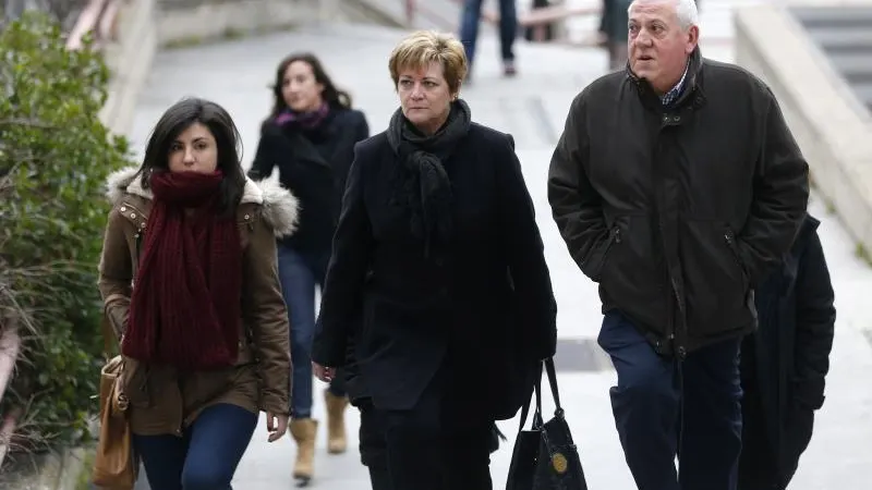 Isabel de la Fuente, madre de Cristina Arce, fallecida junto con otras cuatro jóvenes, su hermana y su padre