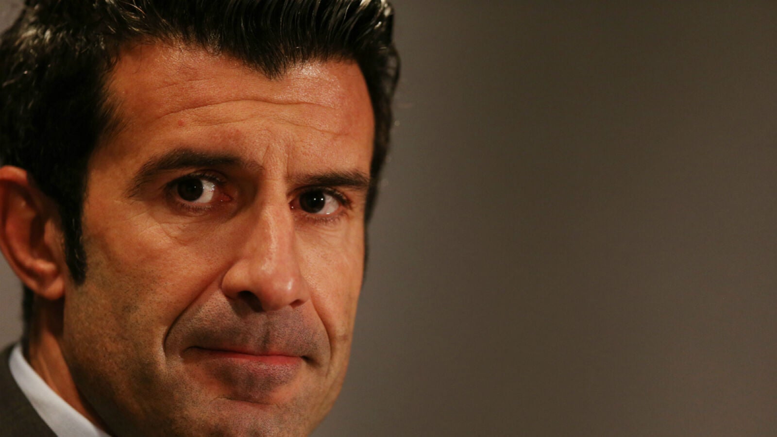 Luis Figo, durante una comparecencia