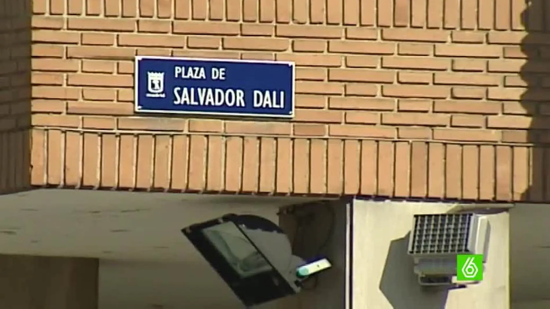 Plaza Salvador Dalí, Madrid