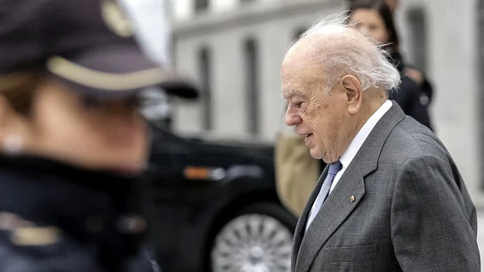 El expresident catalán, Jordi Pujol, a su llegada a la sede de la Audiencia Nacional El expresident catalán, Jordi Pujol, a su llegada a la sede de la Audiencia Nacional