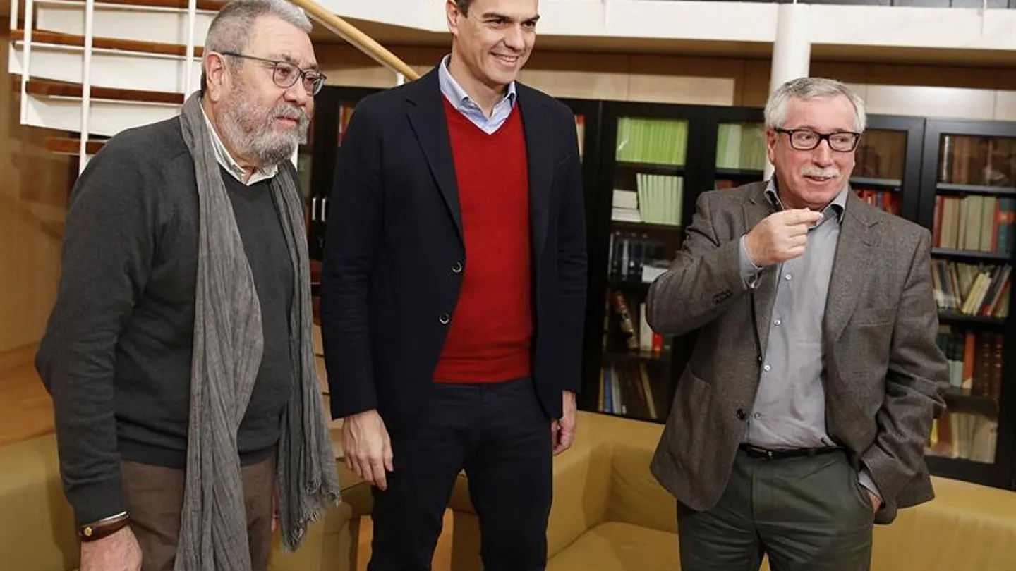 Pedro Sánchez junto a Cándido Méndez e Ignacio Fernández Pedro Sánchez junto a Cándido Méndez e Ignacio Fernández
