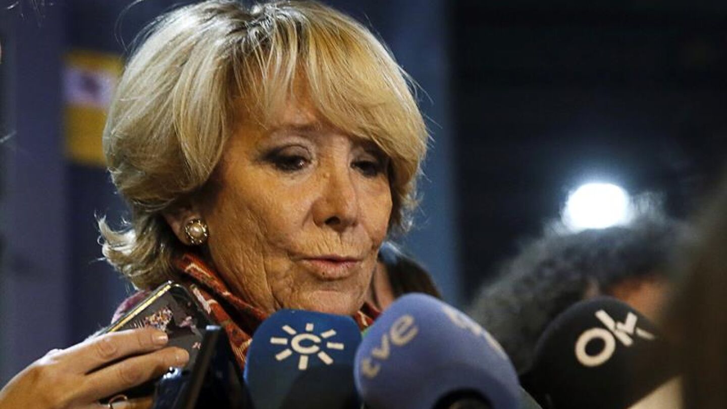 Esperanza Aguirre comparece ante los medios de comunicaci&oacute;n