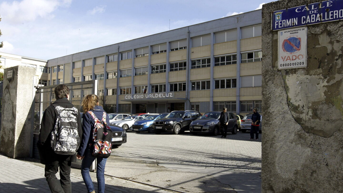 Exterior del colegio Valdeluz