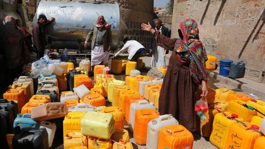 La ayuda humanitaria llega a Taiz tras meses de bloqueo