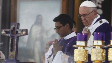 El papa oficia una misa en San Cristóbal de las Casa, Chiapas