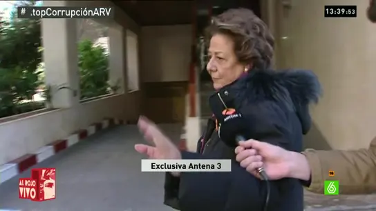 Barberá sale de la peluquería Barberá sale de la peluquería