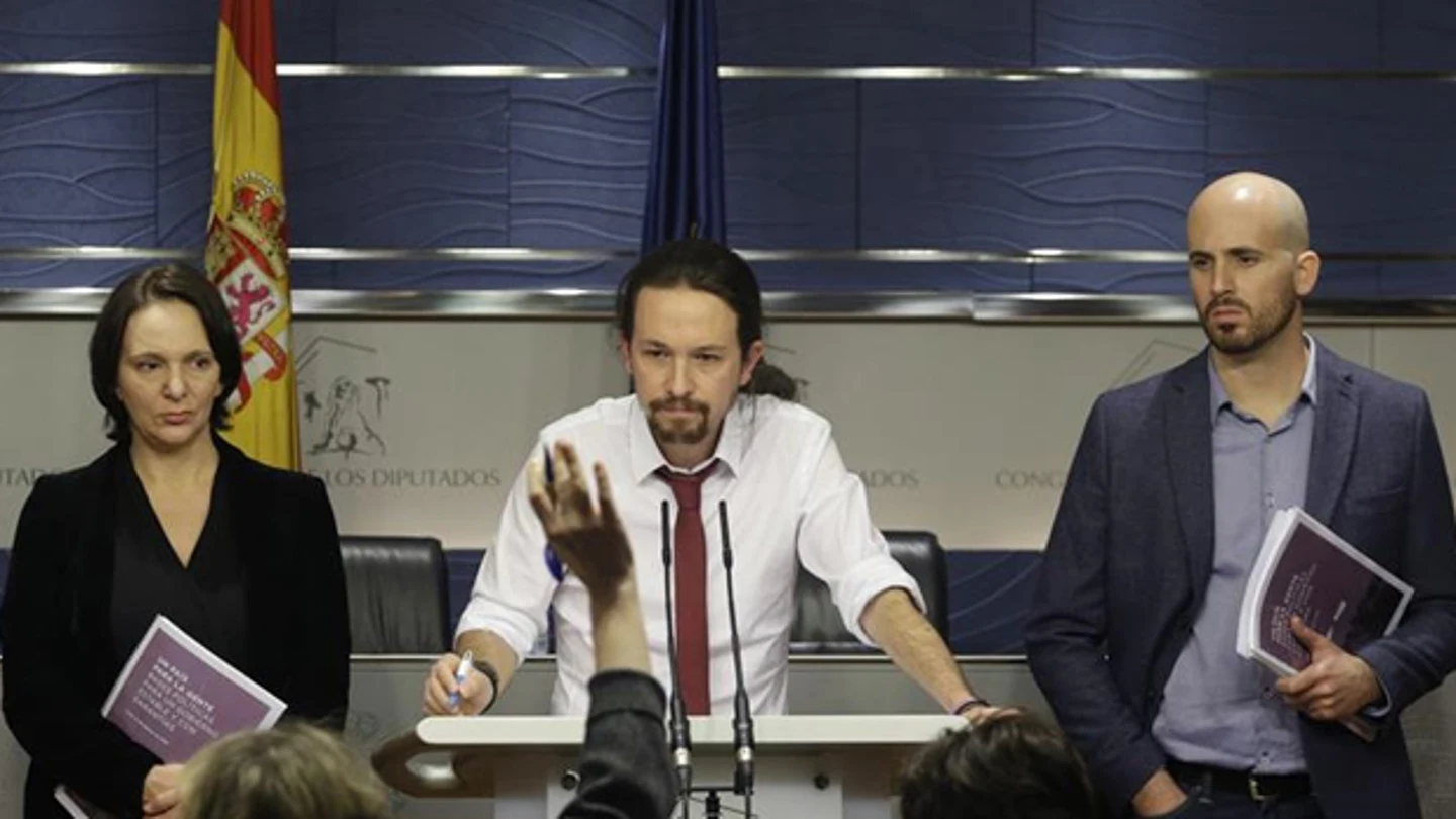 Pablo Iglesias en rueda de prensa Pablo Iglesias en rueda de prensa