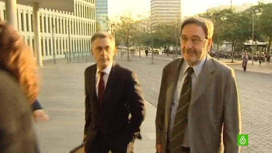 Narcís Serra a la entrada de los juzgados Narcís Serra a la entrada de los juzgados