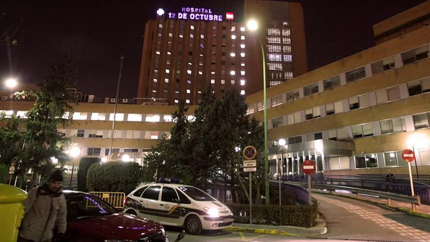 Fachada del hospital Doce de Octubre de Madrid Fachada del hospital Doce de Octubre de Madrid