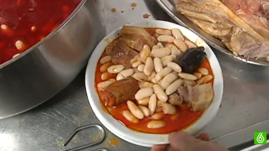 Fabada asturiana y sus ingredientes Fabada asturiana y sus ingredientes