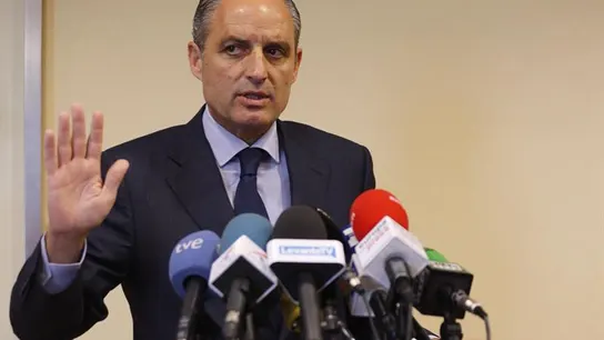 Francisco Camps en declaraciones a los periodistas Francisco Camps en declaraciones a los periodistas