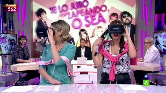 Cuqui y Puchi se ponen las gafas de realidad pija Cuqui y Puchi se ponen las gafas de realidad pija