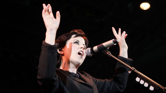Dolores O'Riordan durante un concierto