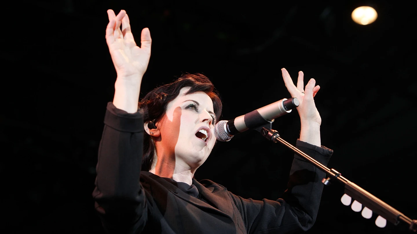 Dolores O'Riordan durante un concierto Dolores O'Riordan durante un concierto