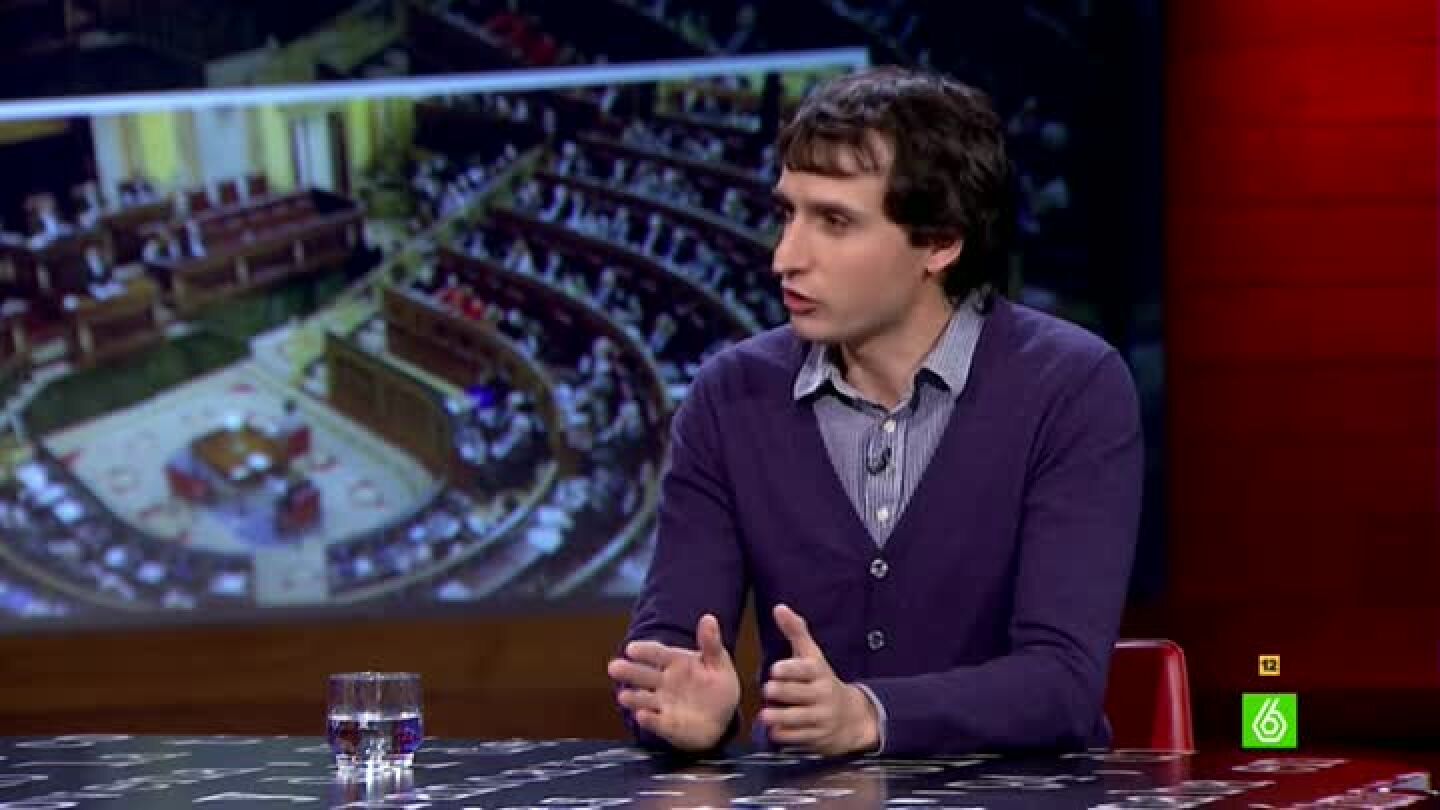 Llu&iacute;s Orriols vista el plat&oacute; de El Intermedio