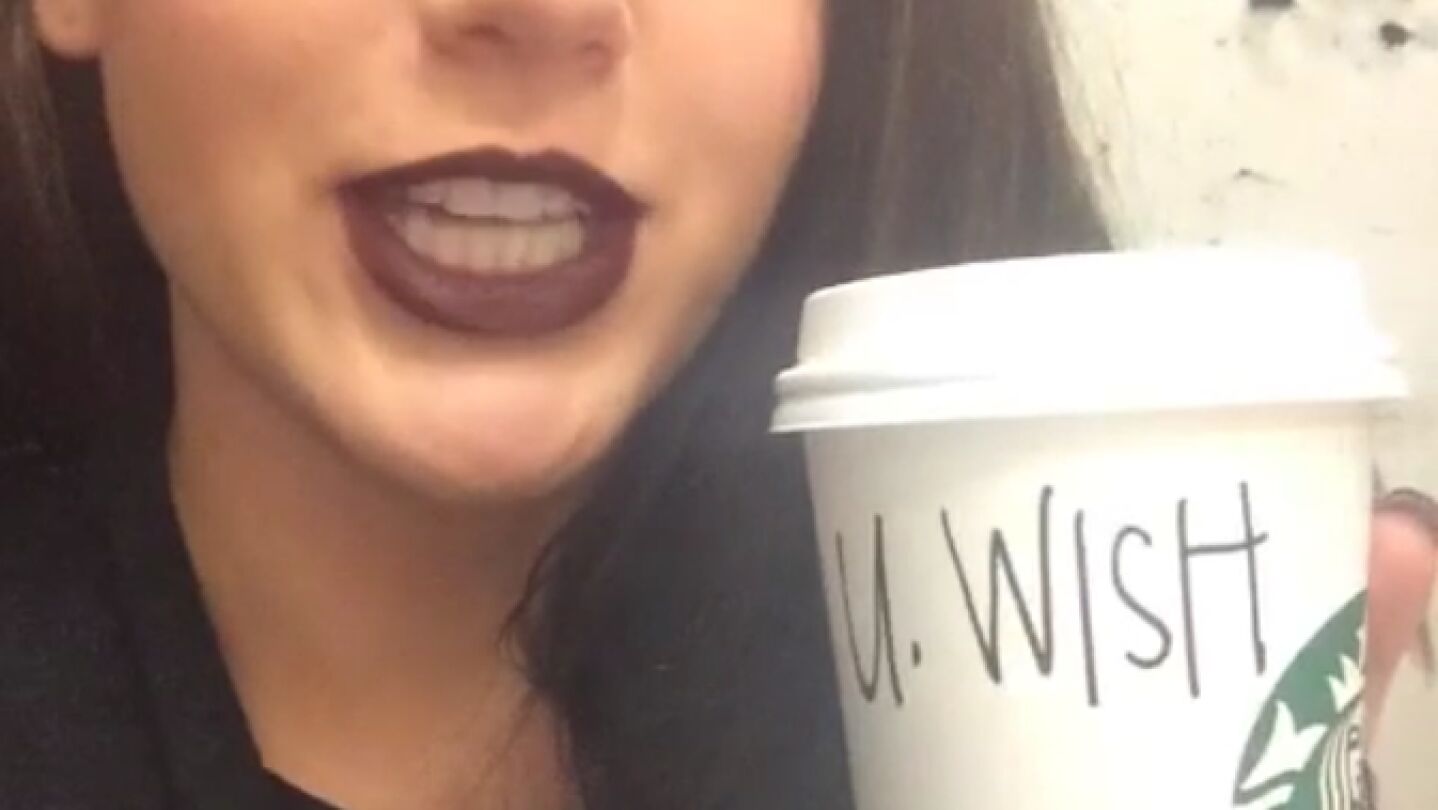 La joven que pidi&oacute; el caf&eacute; en Starbucks