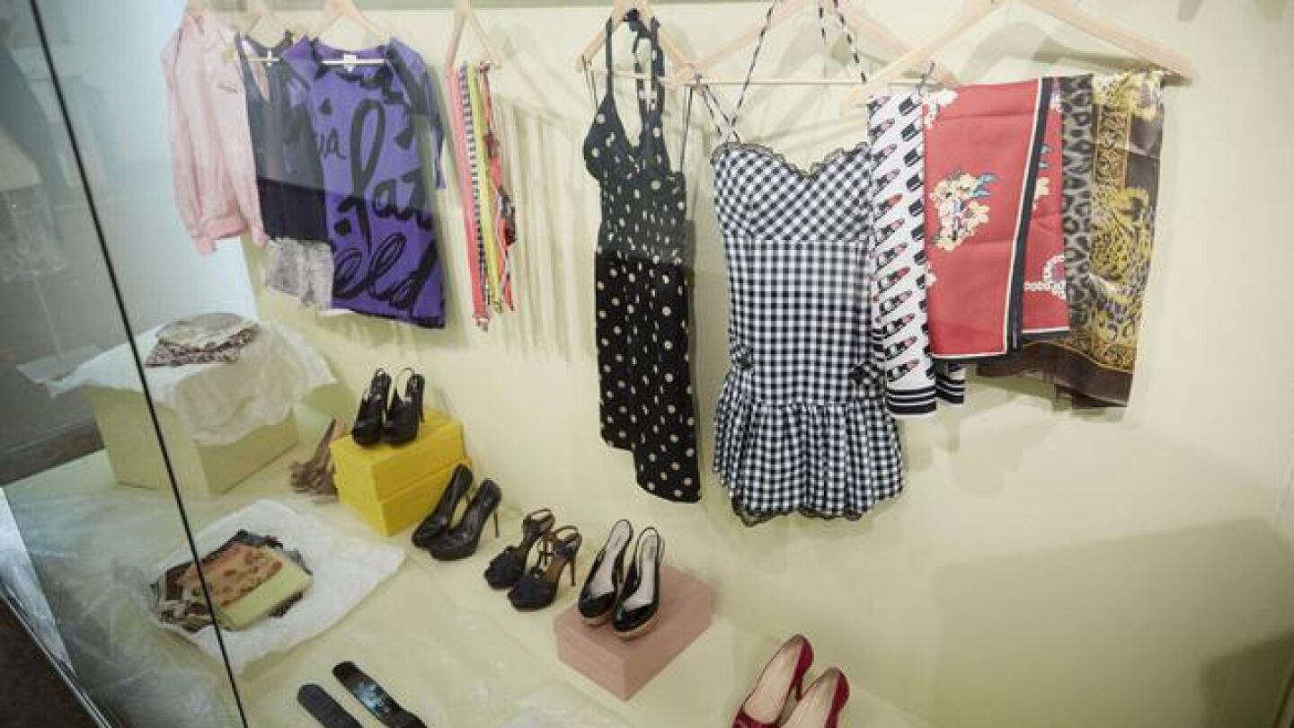 Parte de la ropa de Amy Winehouse que se ve en la exposici&oacute;n