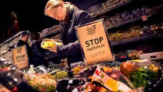 Interior del supermercado WeFood, situado en Copenhague Interior del supermercado WeFood, situado en Copenhague