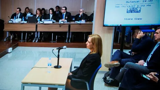 La Infanta Cristina durante su declaración ante el juez Todas las imágenes de la Infanta Cristina e Iñaki Urdangarin